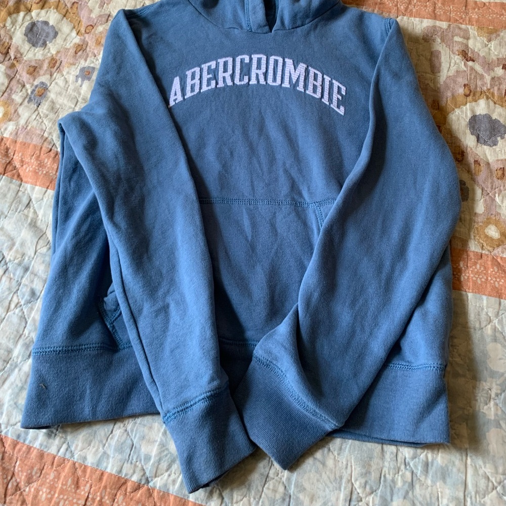 Abercrombie kids sweatshirt size 11/12. Good condition